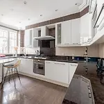 Parisian Elegance 2 Bedr In The 16th Apartamento