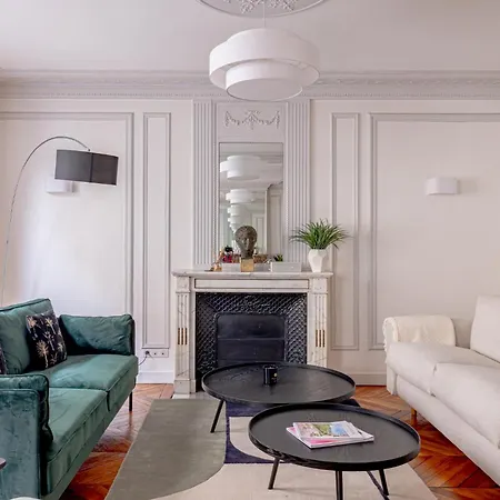 Parisian Elegance 2bedr In The 16th