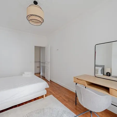 Apartamento Parisian Elegance 2 Bedr In The 16th París