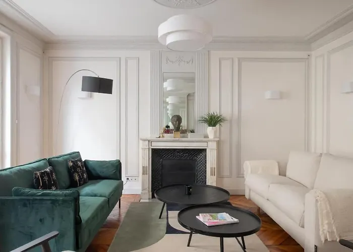 Parisian Elegance 2 Bedr In The 16th *
